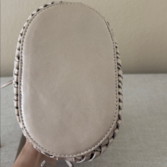 Bembien woven bucket bag - Picture 2 of 4